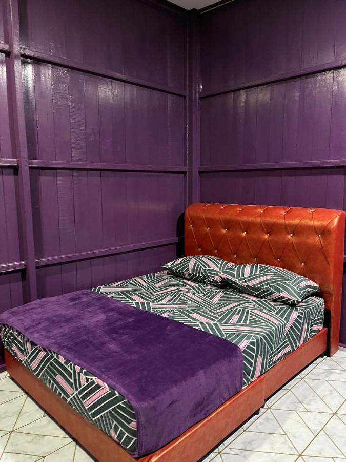 Lavender Homestay Desa Chendering 3 Bedrooms Куала-Тренгану Экстерьер фото